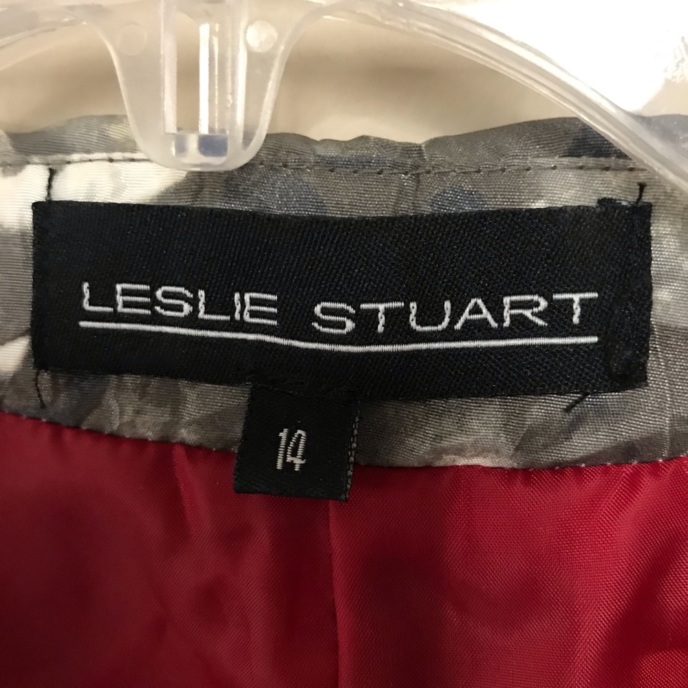 Leslie Stuart jacket - Picture 9 of 9